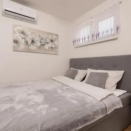 Apartment Vugrin Šilo