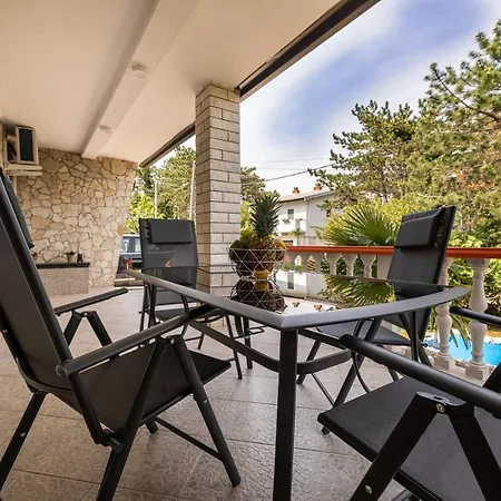Vugrin Apartment *